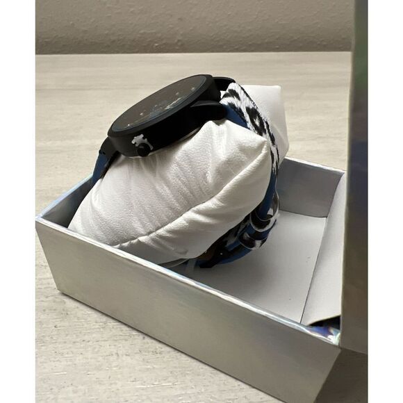 Juicy Couture Black Label NIB Black Blue w/Cheetah Wristwatch Watch - Picture 7 of 11